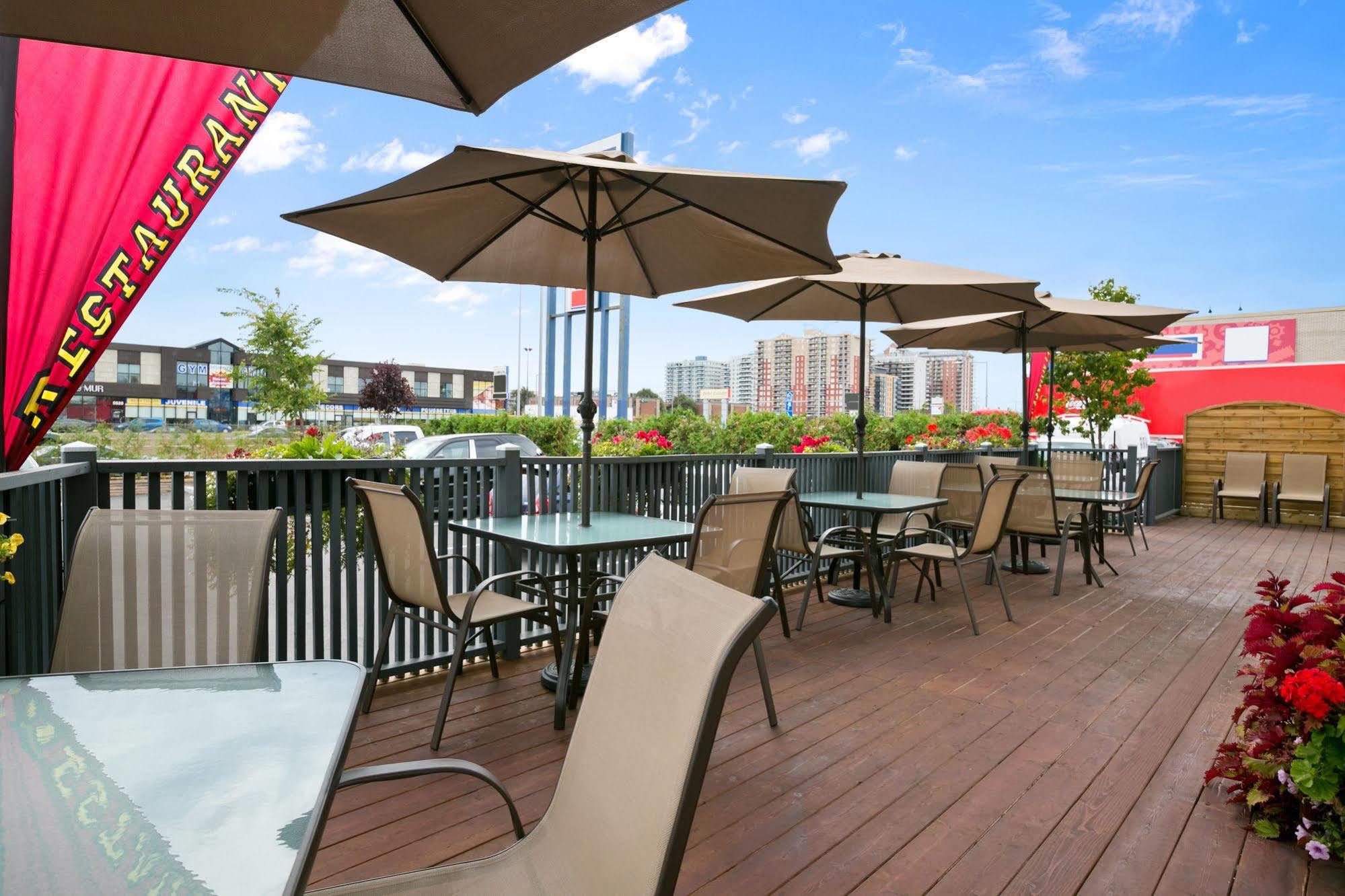 Days Inn By Wyndham Montreal East מראה חיצוני תמונה